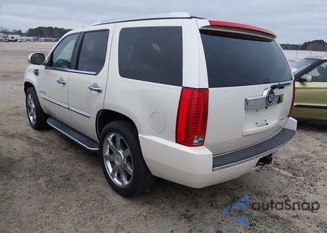 2011 Cadillac Escalade Hybrid Standard z USA, uszkodzony, nr VIN 1GYS4EEJ8BR281355